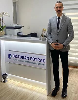 Doç. Dr. Turan Poyraz - Nöroloji Uzmanı